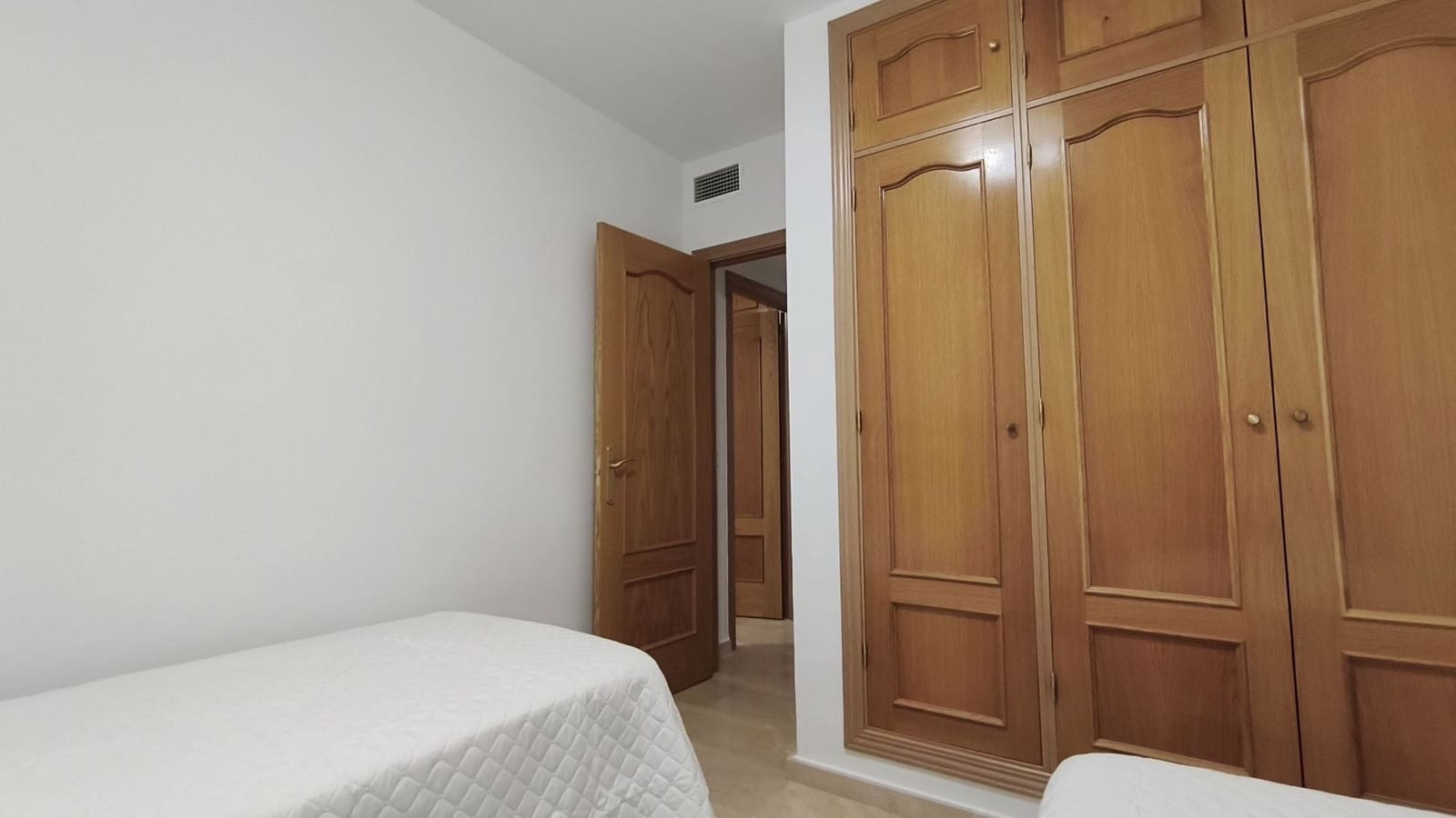 3 bedroom Apartment for rent in Alhaurin el Grande with garage - € 890 (Ref: 9844705)
