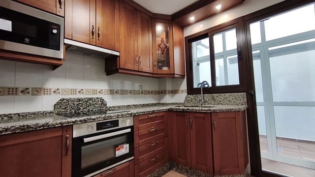 3 Zimmer Apartment zu vermieten in Alhaurín el Grande mit Garage - 890 € (Ref: 9844705)