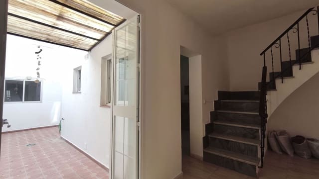 3 soveværelse Byhus til salg i Coín - € 235.000 (Ref: 9850452)