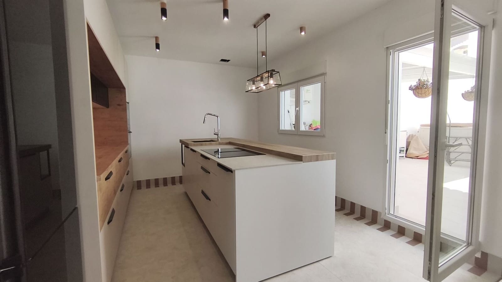 2 soverom Leilighet til leie i Alhaurin el Grande - € 1 100 (Ref: 9858597)