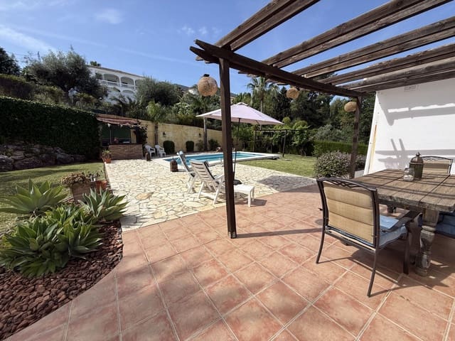 3 soverom Finca/Herregård til salgs i Alhaurín el Grande med svømmebasseng - € 549 000 (Ref: 9861393)