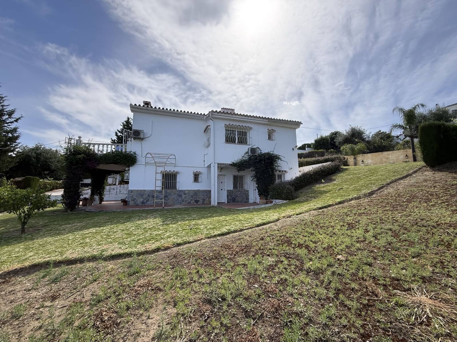 3 soverom Finca/Herregård til salgs i Alhaurin el Grande med svømmebasseng - € 549 000 (Ref: 9861393)