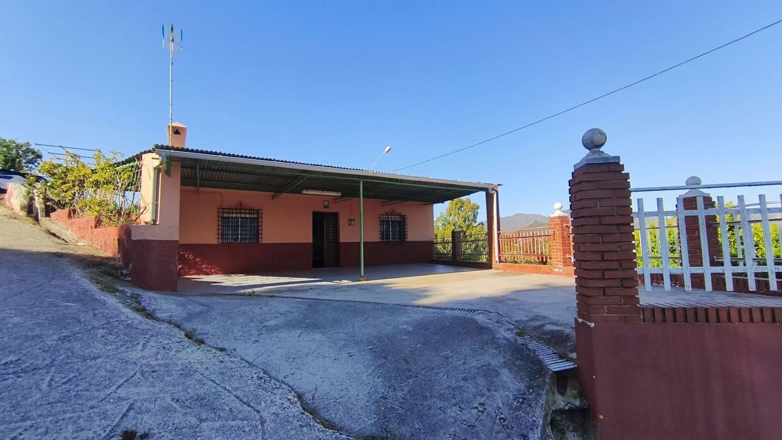 3 slaapkamer Finca/Landhuis te koop in Alhaurin el Grande met zwembad - € 249.000 (Ref: 9874335)