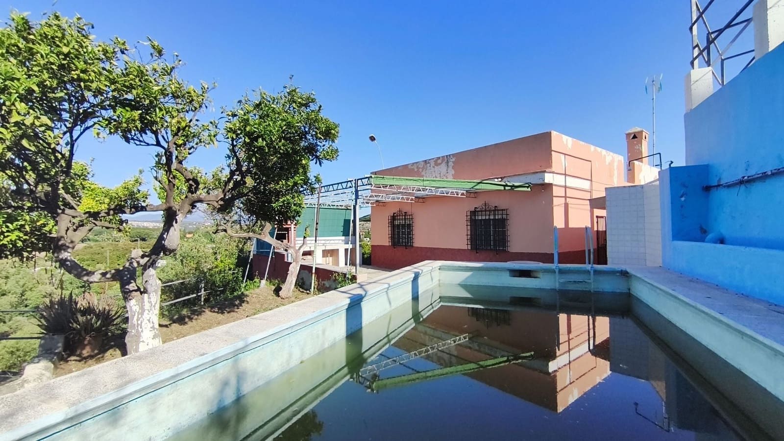 3 slaapkamer Finca/Landhuis te koop in Alhaurin el Grande met zwembad - € 249.000 (Ref: 9874335)
