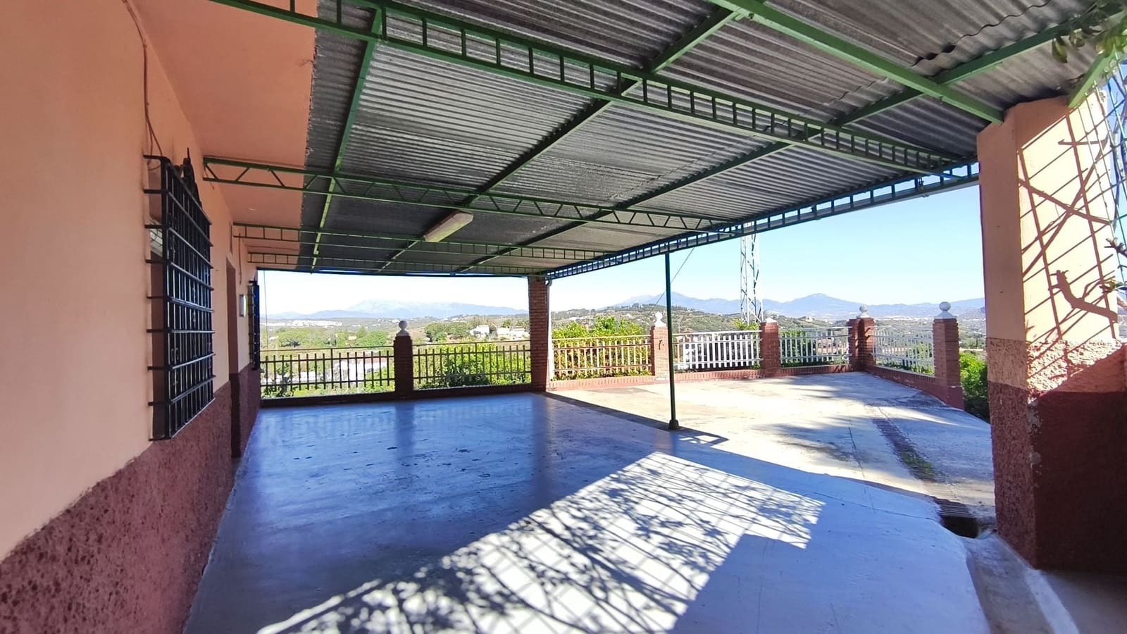 3 slaapkamer Finca/Landhuis te koop in Alhaurin el Grande met zwembad - € 249.000 (Ref: 9874335)