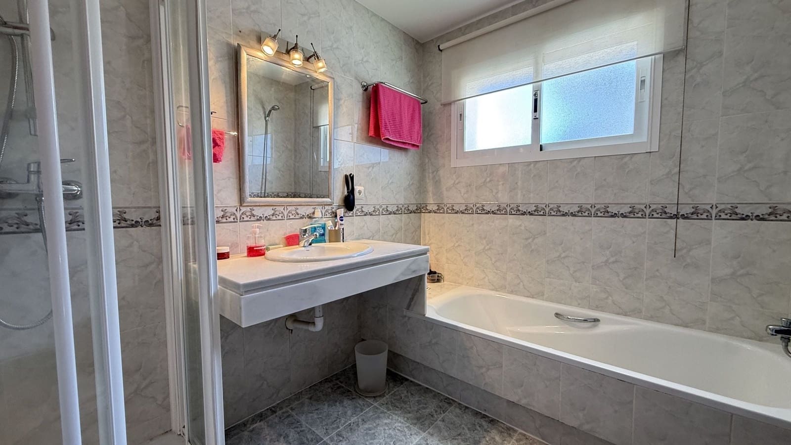 3 bedroom Villa for sale in Coin with pool - € 525,000 (Ref: 9874338)