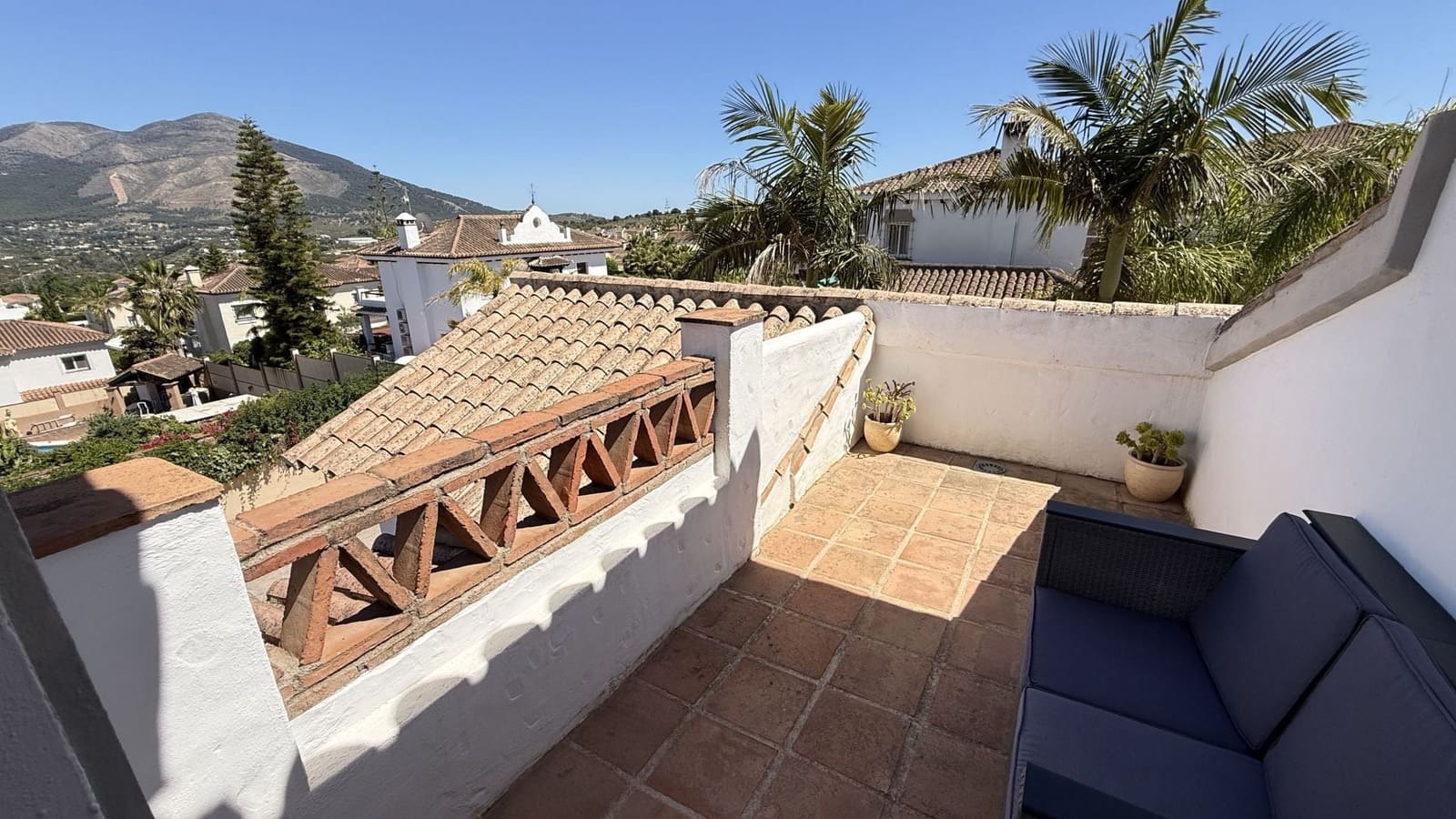 3 bedroom Villa for sale in Coin with pool - € 525,000 (Ref: 9874338)