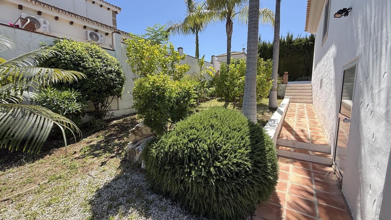 3 bedroom Villa for sale in Coin with pool - € 525,000 (Ref: 9874338)