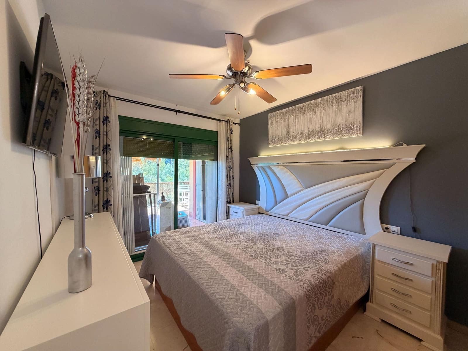 3 slaapkamer Appartement te koop in Fuengirola met zwembad - € 529.000 (Ref: 9879985)