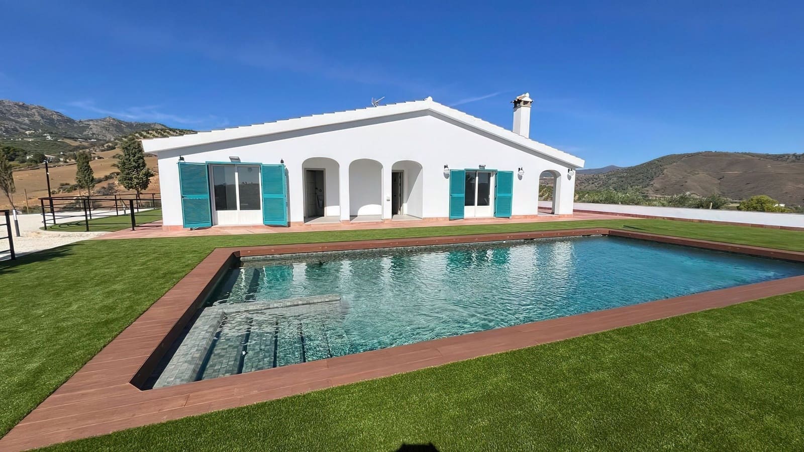 6 bedroom Finca/Country House for sale in Casarabonela with pool - € 1,400,000 (Ref: 9928462)