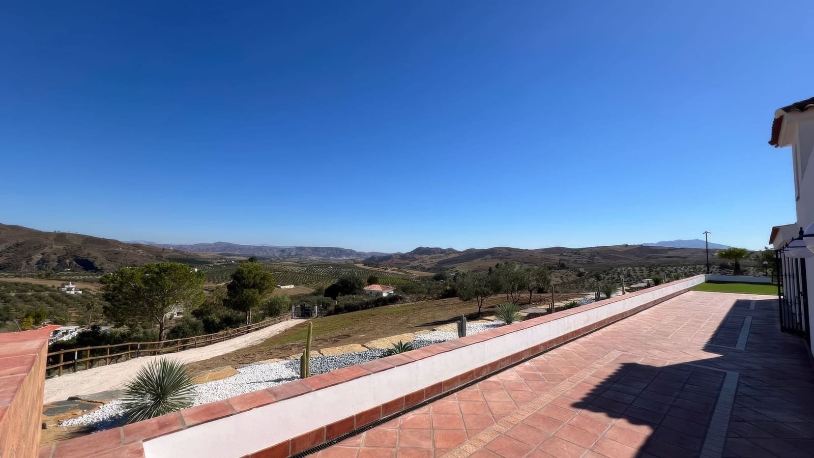 6 bedroom Finca/Country House for sale in Casarabonela with pool - € 1,400,000 (Ref: 9928462)