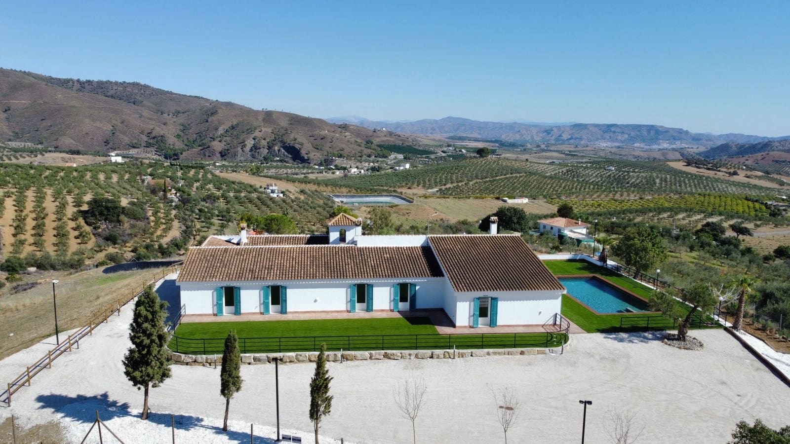 6 bedroom Finca/Country House for sale in Casarabonela with pool - € 1,400,000 (Ref: 9928462)