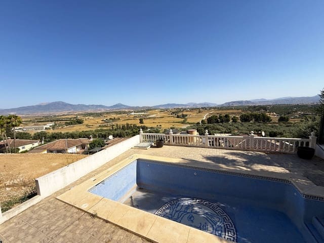 6 chambre Villa/Maison à vendre à Coín avec piscine garage - 475 000 € (Ref: 9949055)
