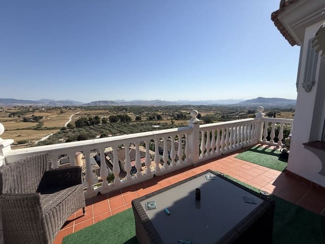 6 chambre Villa/Maison à vendre à Coín avec piscine garage - 475 000 € (Ref: 9949055)