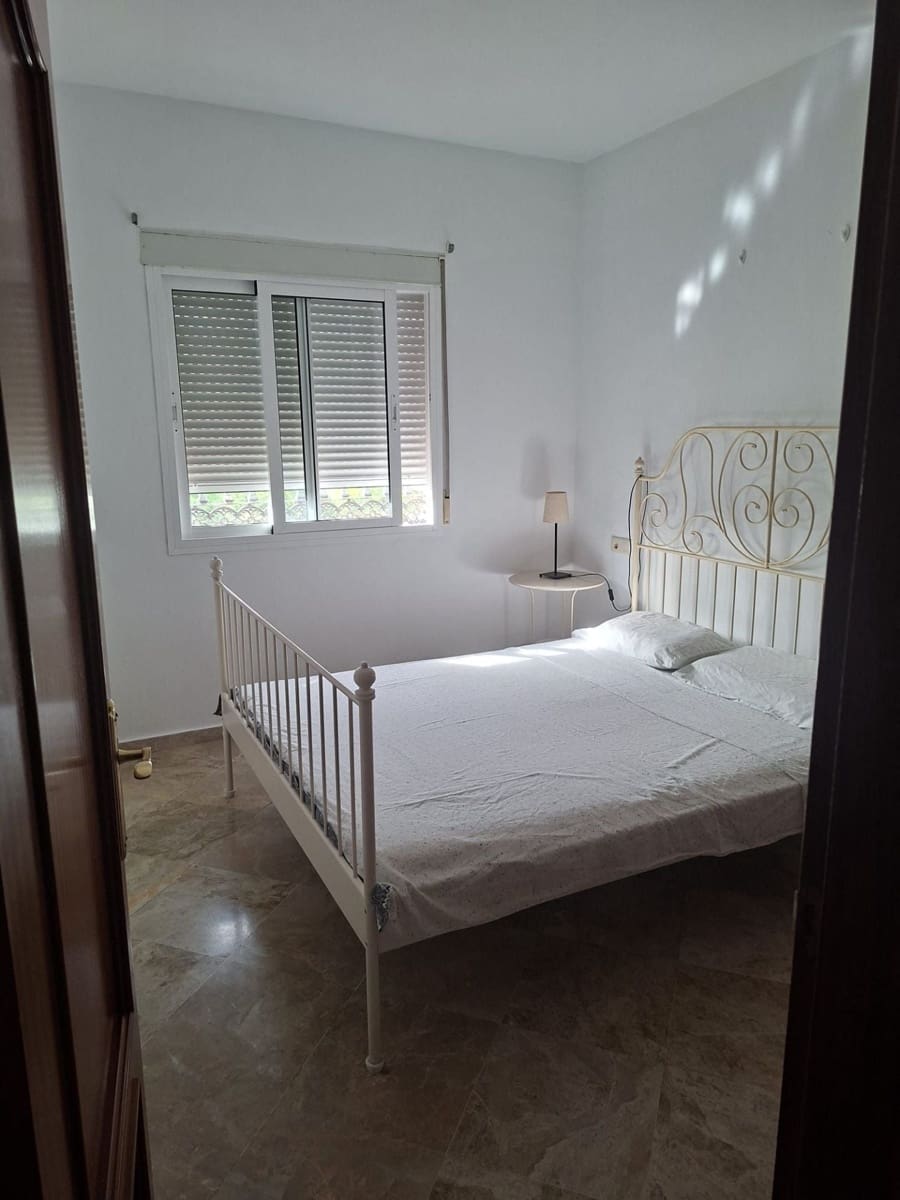 3 soveværelse Penthouse til leje i Alhaurin el Grande - € 1.200 (Ref: 9950881)