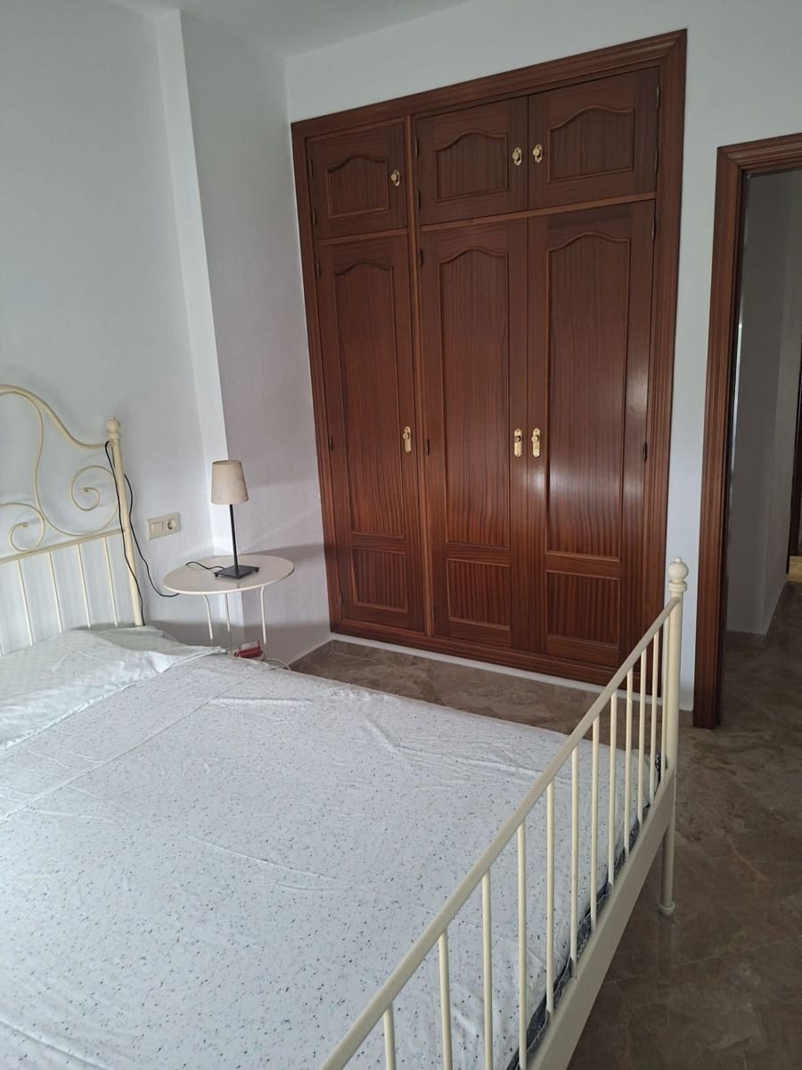 3 soveværelse Penthouse til leje i Alhaurin el Grande - € 1.200 (Ref: 9950881)
