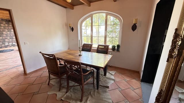 4 soverom Finca/Herregård til salgs i Coín med svømmebasseng garasje - € 648 000 (Ref: 9965860)