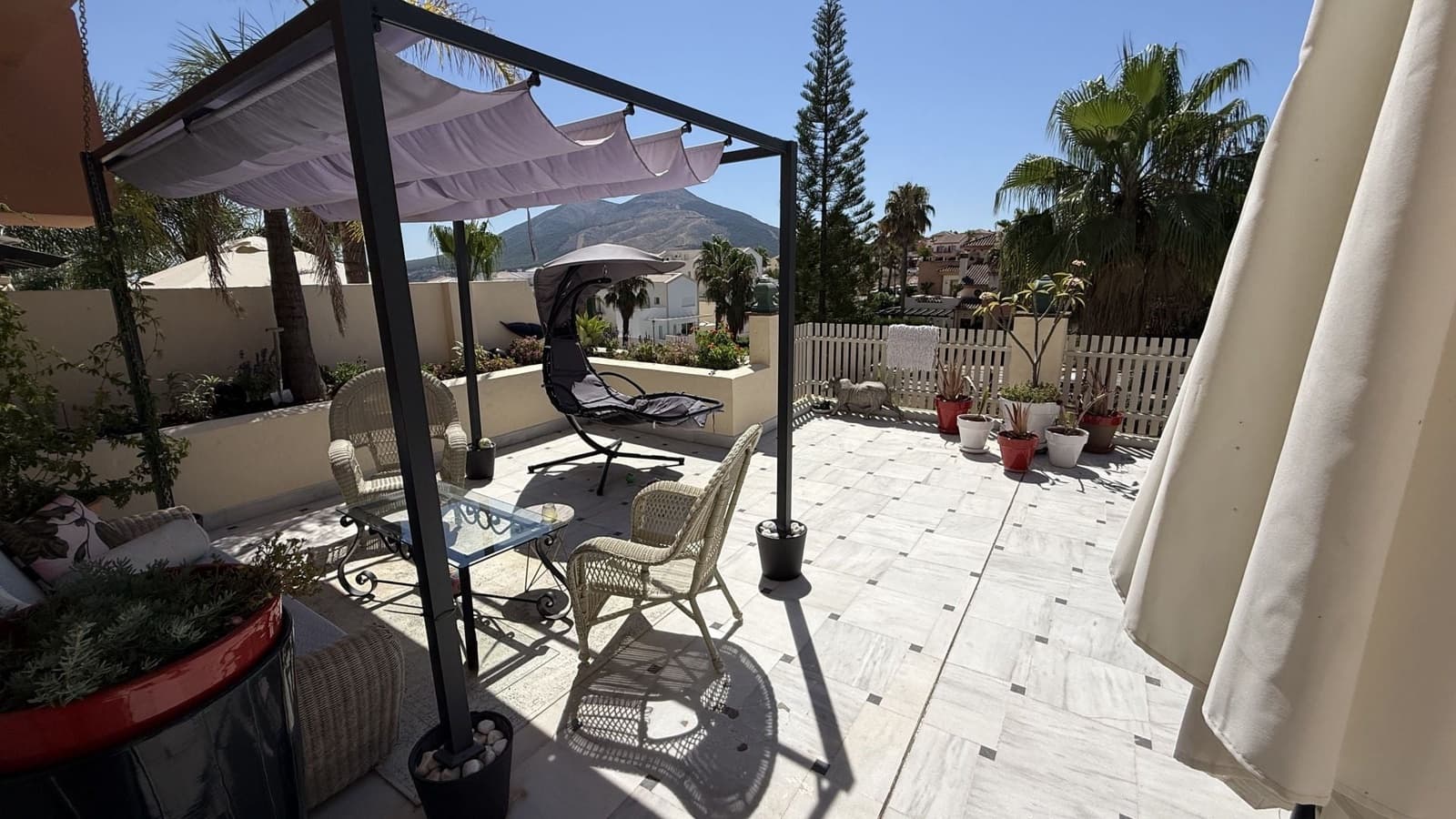 5 soverom Villa til salgs i Coin med svømmebasseng garasje - € 495 950 (Ref: 9965861)