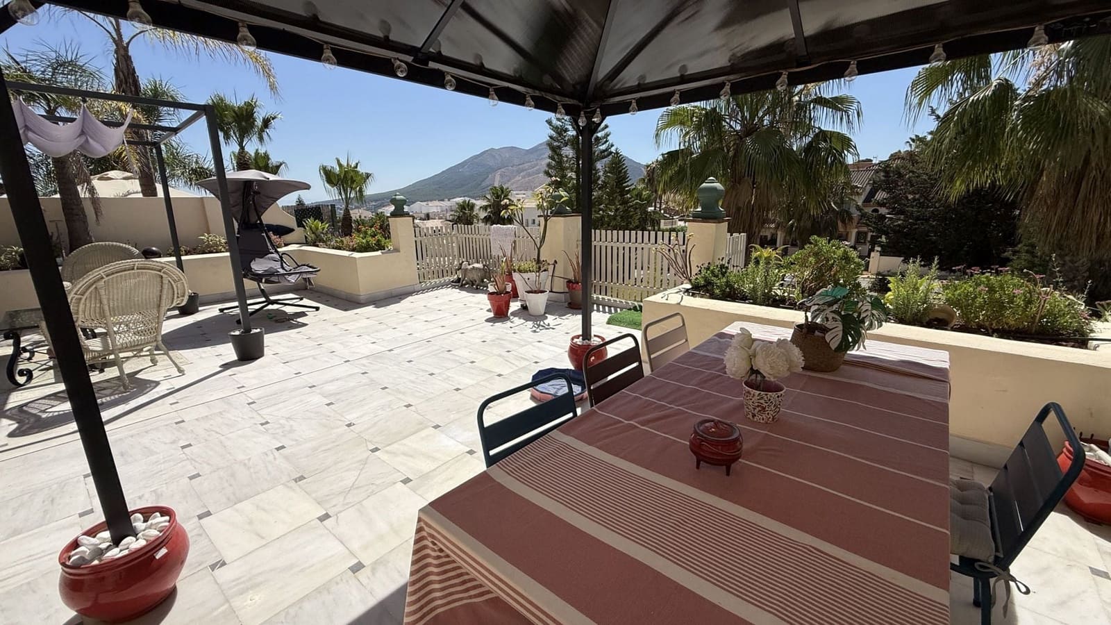 5 soverom Villa til salgs i Coin med svømmebasseng garasje - € 495 950 (Ref: 9965861)
