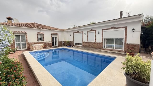 Finca/Casa Rural de 4 habitaciones en Alhaurín el Grande en venta con piscina - 449.995 € (Ref: 9996510)