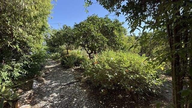 4 soveværelse Finca/Landehus til salg i Alhaurín el Grande med swimmingpool - € 449.995 (Ref: 9996510)
