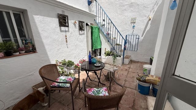 4 sypialnia Dom na sprzedaż w Monda - 220 000 € (Ref: 9999356)