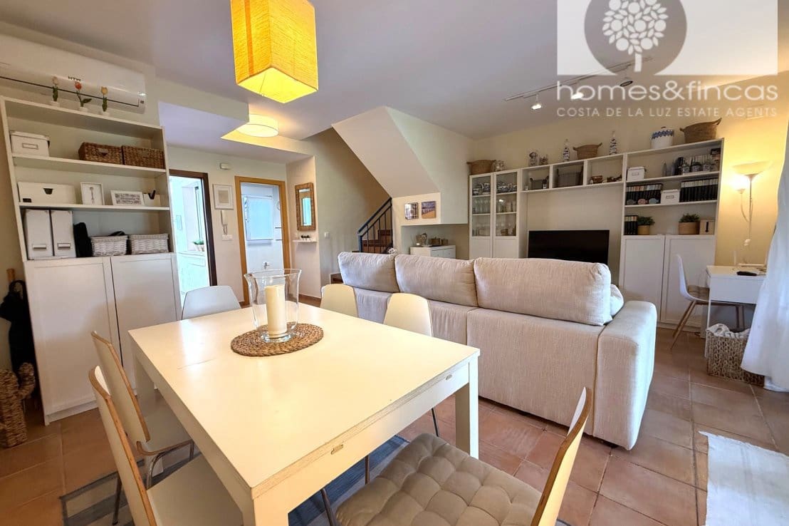 3 bedroom Townhouse for sale in Ayamonte with pool garage - € 294,000 (Ref: 10008069)