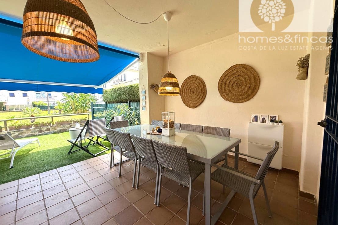 3 bedroom Townhouse for sale in Ayamonte with pool garage - € 294,000 (Ref: 10008069)
