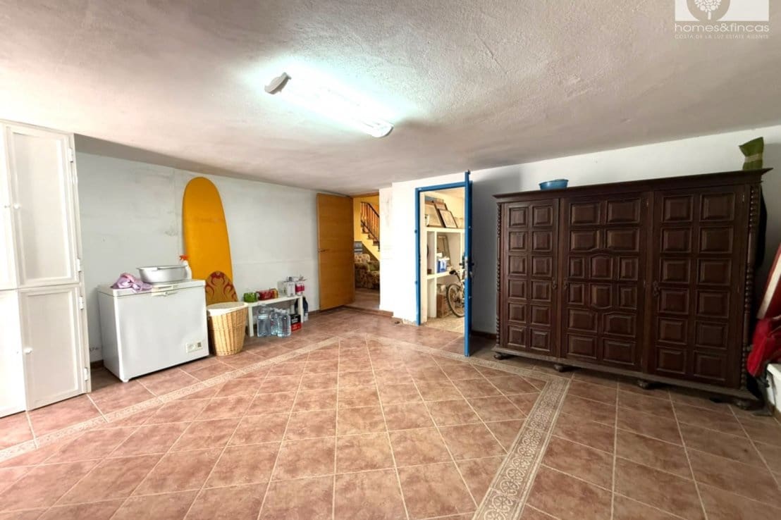 6 quarto Moradia para venda em Islantilla com piscina garagem - 1 100 000 € (Ref: 10016811)