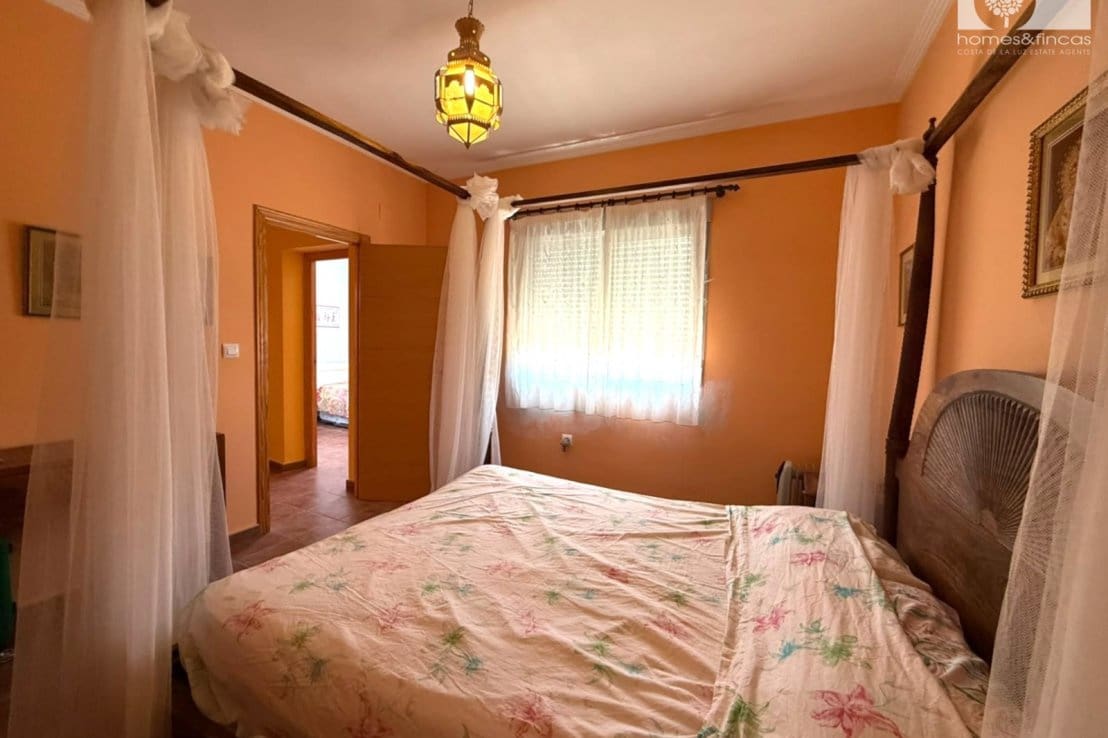 6 quarto Moradia para venda em Islantilla com piscina garagem - 1 100 000 € (Ref: 10016811)
