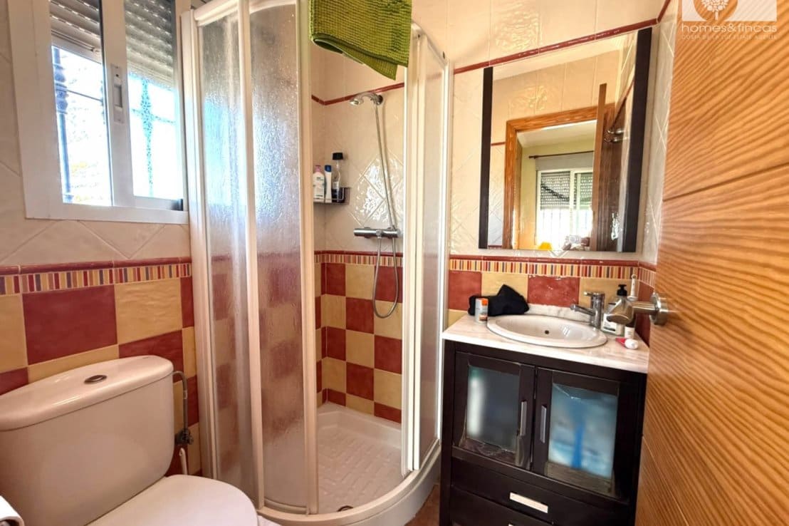 6 quarto Moradia para venda em Islantilla com piscina garagem - 1 100 000 € (Ref: 10016811)