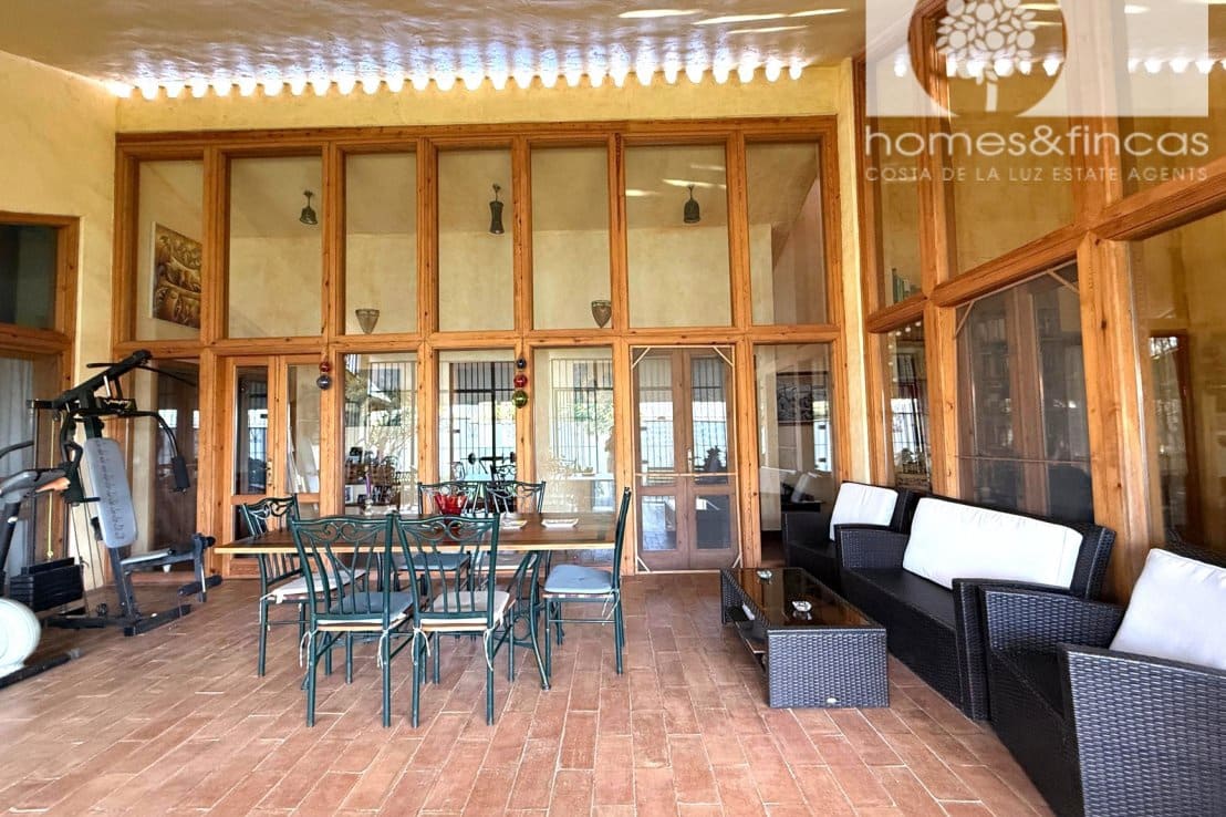 4 bedroom Villa for sale in Ayamonte - € 545,000 (Ref: 10044221)