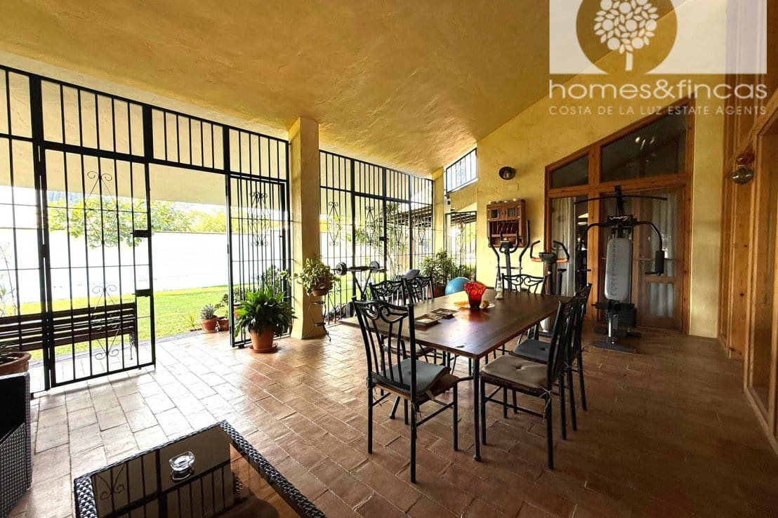 4 bedroom Villa for sale in Ayamonte - € 545,000 (Ref: 10044221)