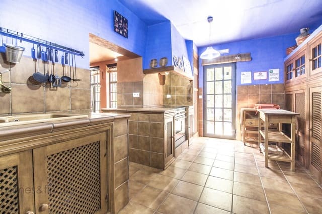 7 soverom Villa til salgs i Cartaya med svømmebasseng - € 840 000 (Ref: 7027857)