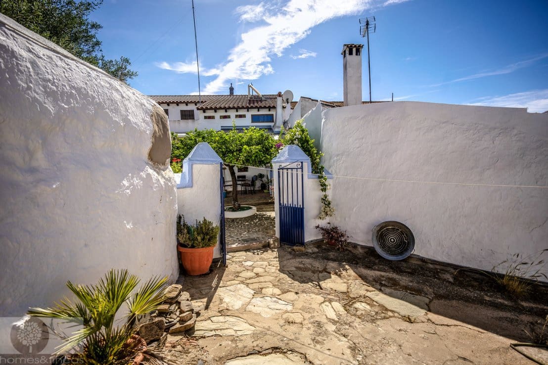 6 sovrum Finca/Hus på landet till salu i San Silvestre de Guzman - 360 000 € (Ref: 7585549)