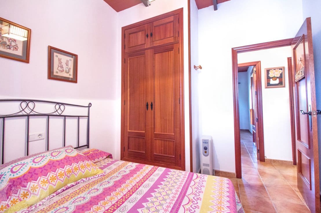 4 soveværelse Finca/Landehus til salg i Lepe - € 296.000 (Ref: 7660561)