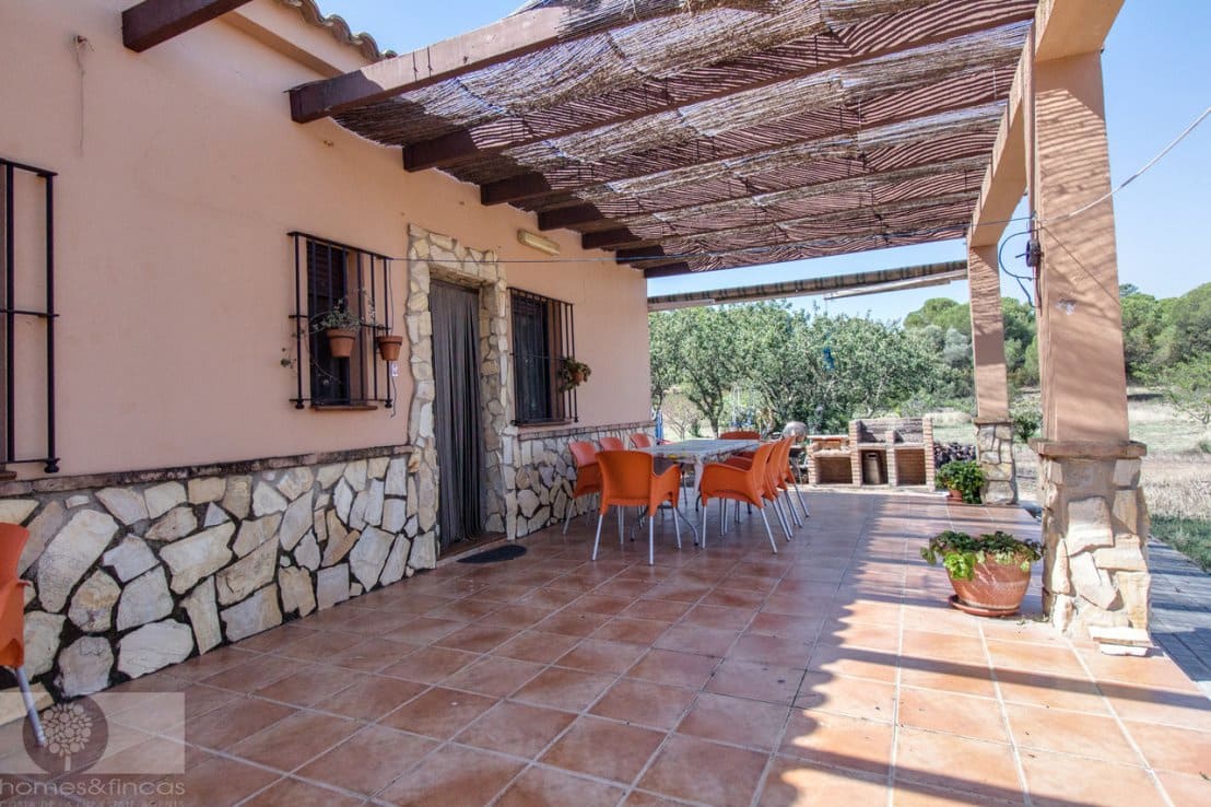 4 soveværelse Finca/Landehus til salg i Lepe - € 296.000 (Ref: 7660561)