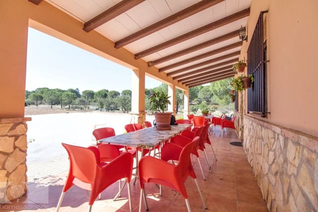 4 bedroom Finca/Country House for sale in Lepe - € 296,000 (Ref: 7660561)