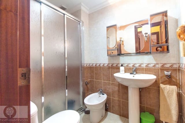 5 bedroom Townhouse for sale in Ayamonte - € 365,000 (Ref: 7911185)