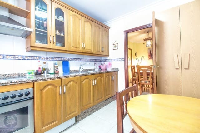 5 bedroom Townhouse for sale in Ayamonte - € 365,000 (Ref: 7911185)