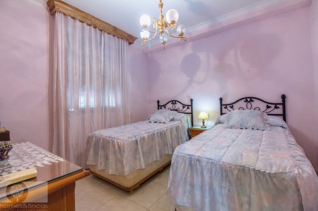 5 bedroom Townhouse for sale in Ayamonte - € 365,000 (Ref: 7911185)