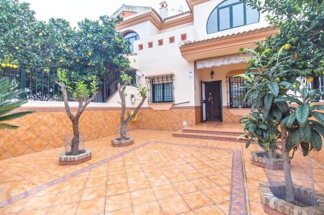 5 bedroom Townhouse for sale in Ayamonte - € 365,000 (Ref: 7911185)
