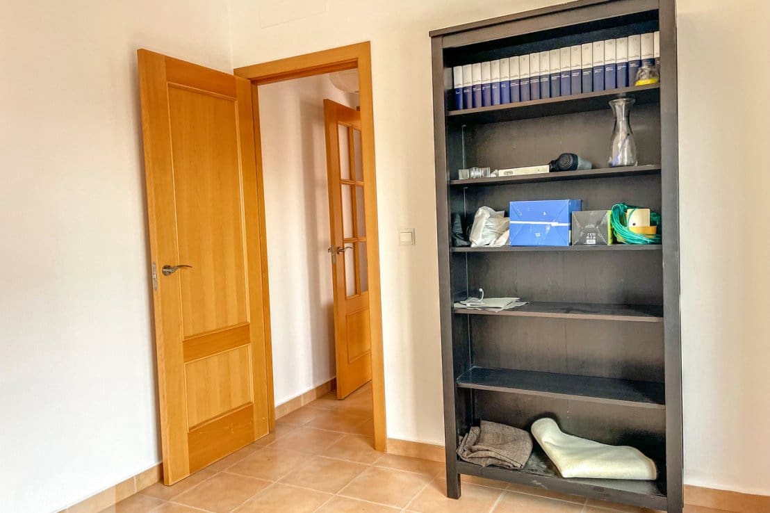 4 chambre Villa/Maison Semi-Mitoyenne à vendre à Villablanca avec piscine - 180 000 € (Ref: 8188547)