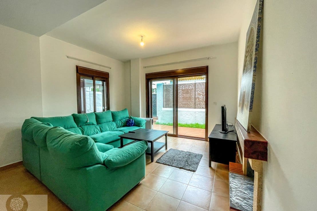 4 chambre Villa/Maison Semi-Mitoyenne à vendre à Villablanca avec piscine - 180 000 € (Ref: 8188547)