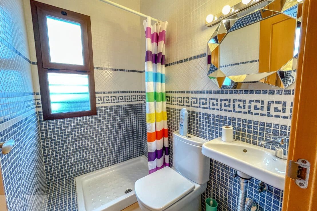 4 chambre Villa/Maison Semi-Mitoyenne à vendre à Villablanca avec piscine - 180 000 € (Ref: 8188547)