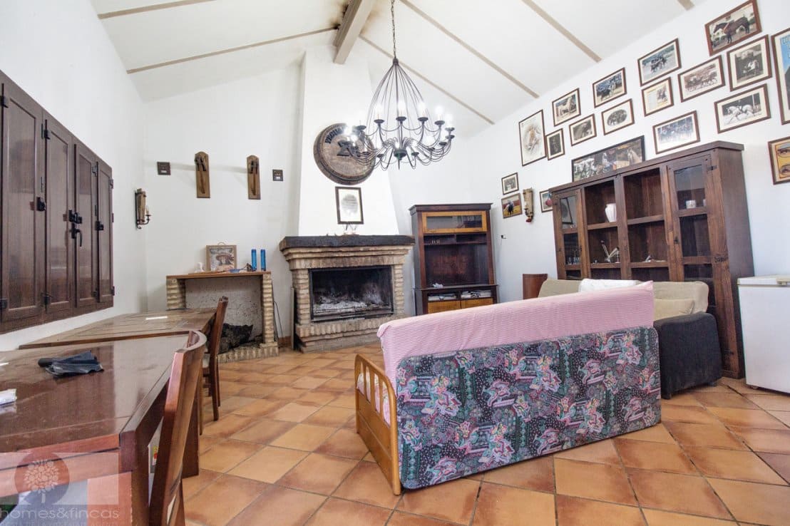 Finca/Herregård til salgs i Trigueros - € 250 000 (Ref: 8188549)