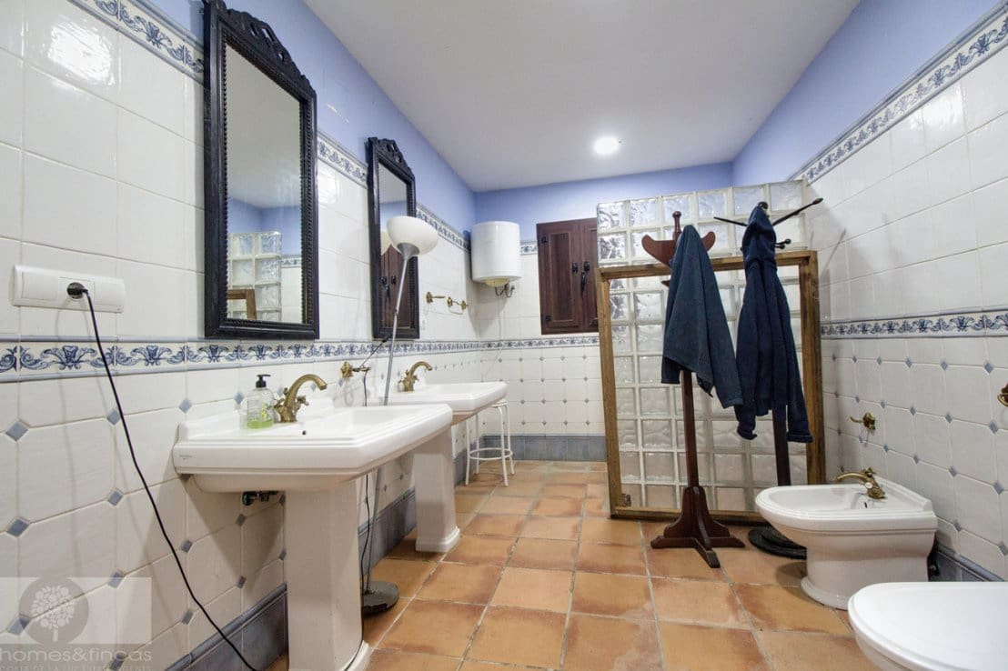 Finca/Herregård til salgs i Trigueros - € 250 000 (Ref: 8188549)