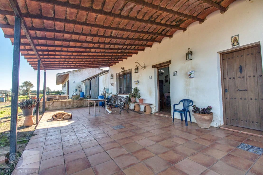 Finca/Herregård til salgs i Trigueros - € 250 000 (Ref: 8188549)