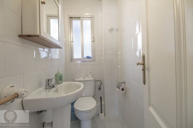 4 bedroom Apartment for sale in Ayamonte - € 169,000 (Ref: 8346804)