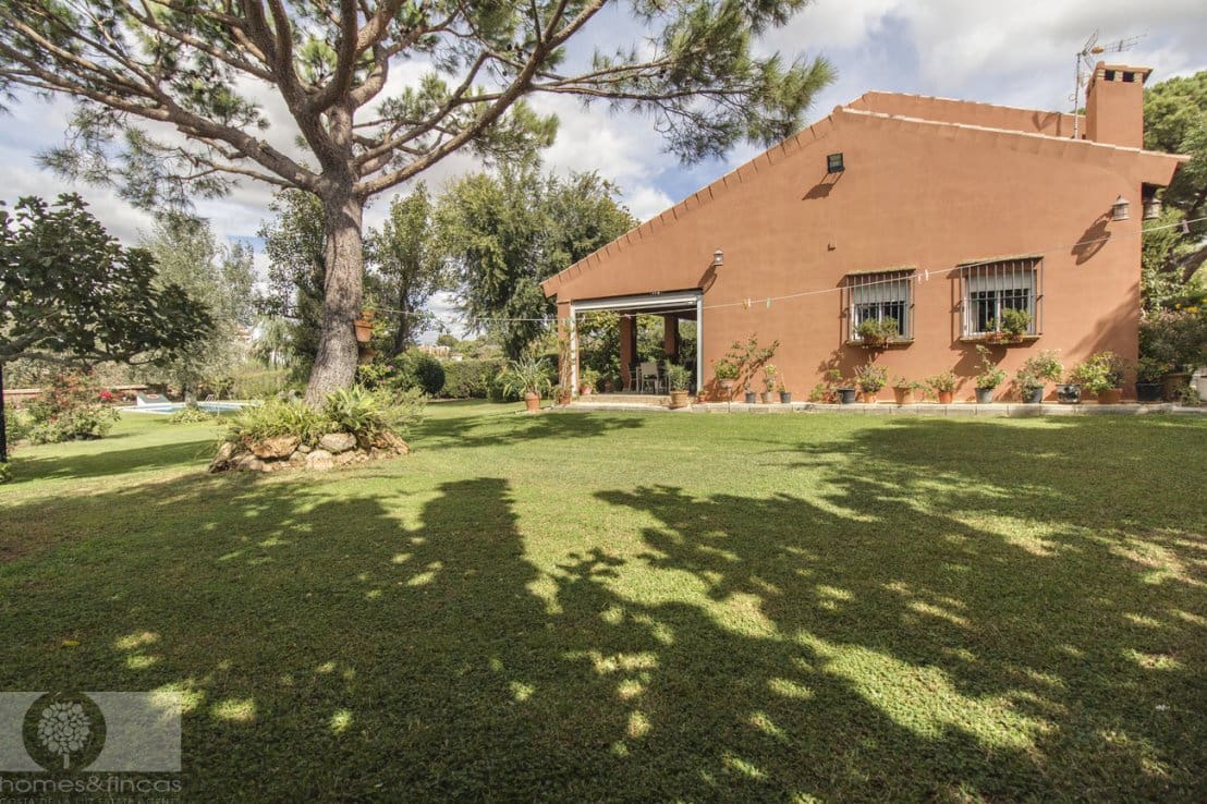 4 soveværelse Finca/Landehus til salg i Cartaya med swimmingpool - € 435.000 (Ref: 8607839)